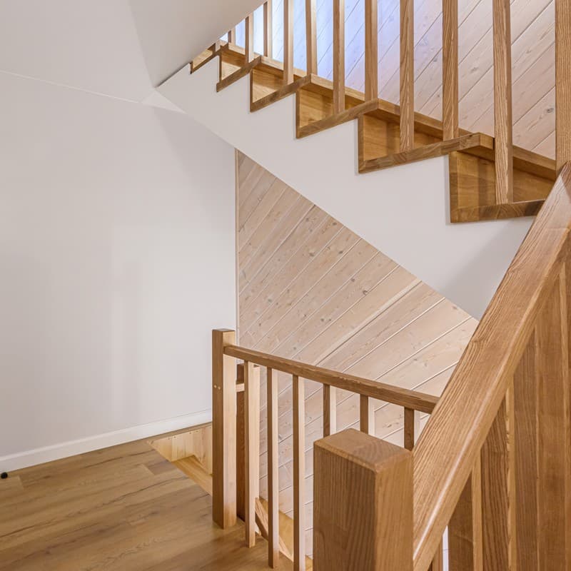 Escaleras y pasamanos únicos para tu hogar